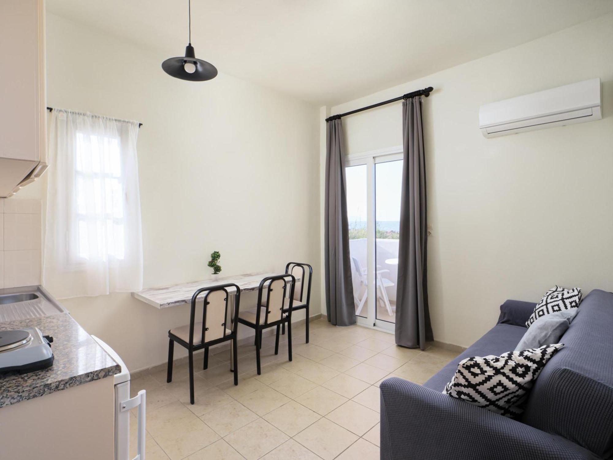 Divina Seaside Apartments By Estia غوفي المظهر الخارجي الصورة